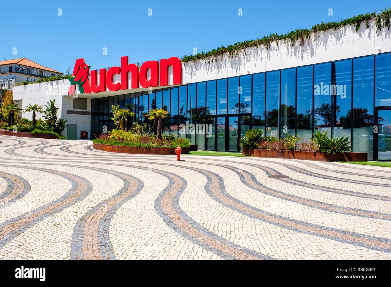 Auchan hi-res stock photography and images - Alamy