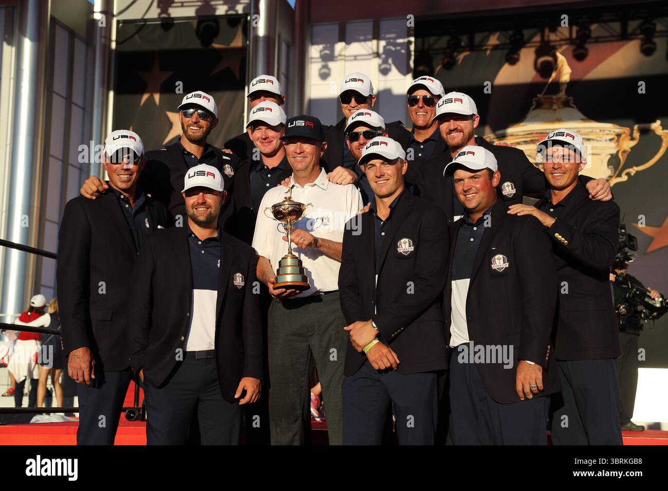 Jimmy moore hi-res stock photography and images - Page 2 - Alamy, image size:1300x956