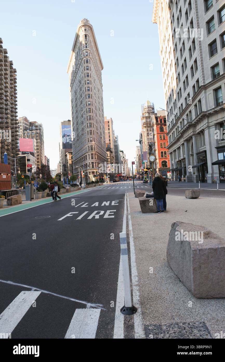 Flatiron Building scene is showing flat design with street bike lane ...