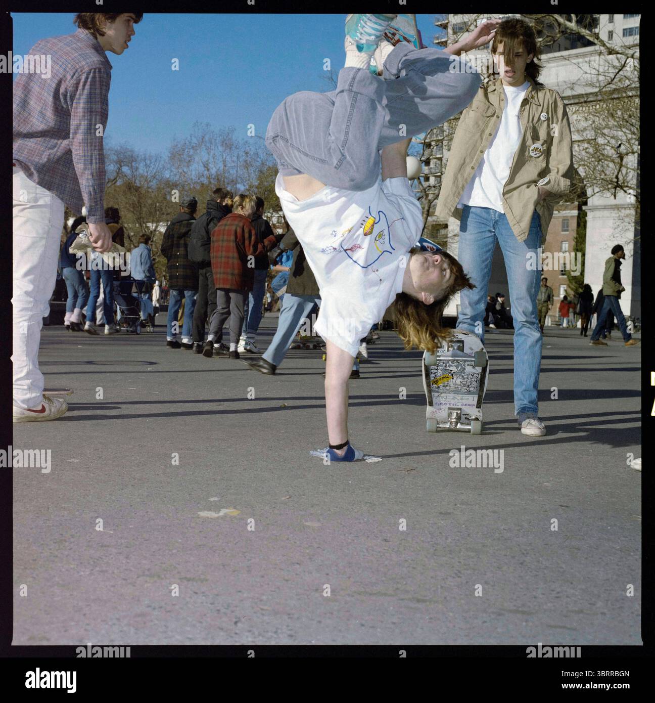 Skateboarders 80s hi-res stock photography and images - Alamy