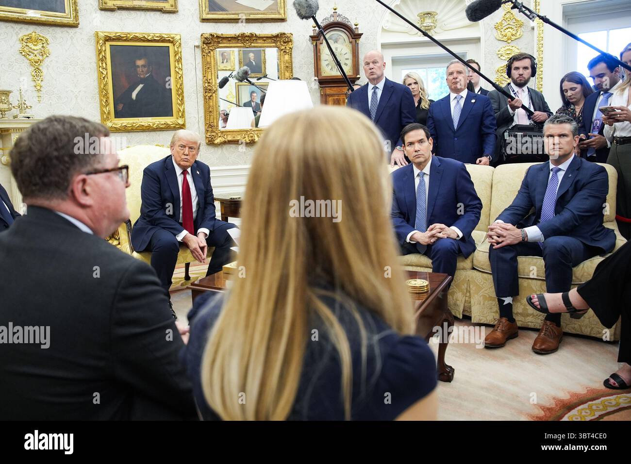 Pete hegseth nato hi-res stock photography and images - Alamy