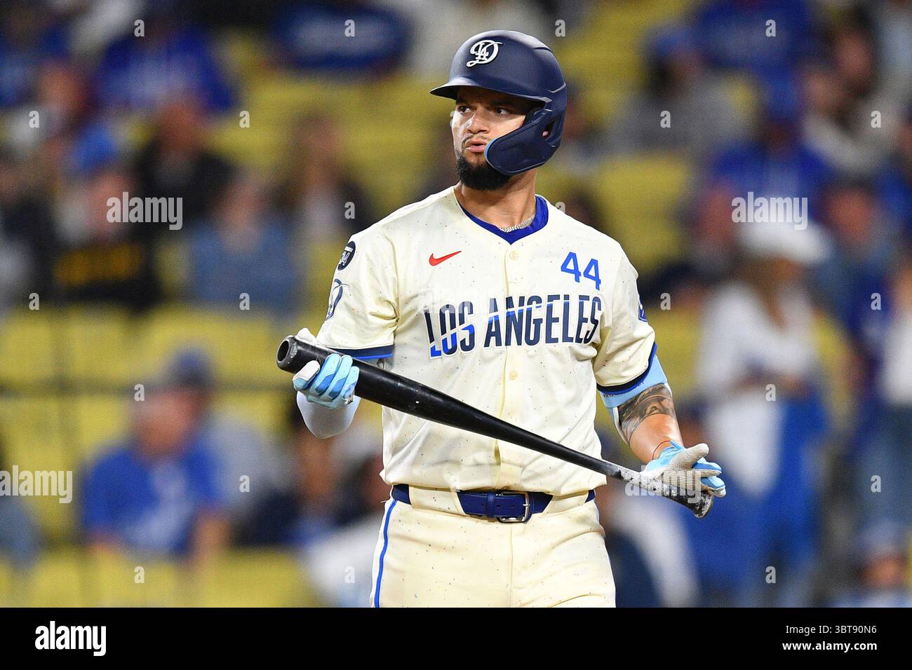 LOS ANGELES, CA - JUNE 21: Los Angeles Dodgers outfielder Andy Pages ...