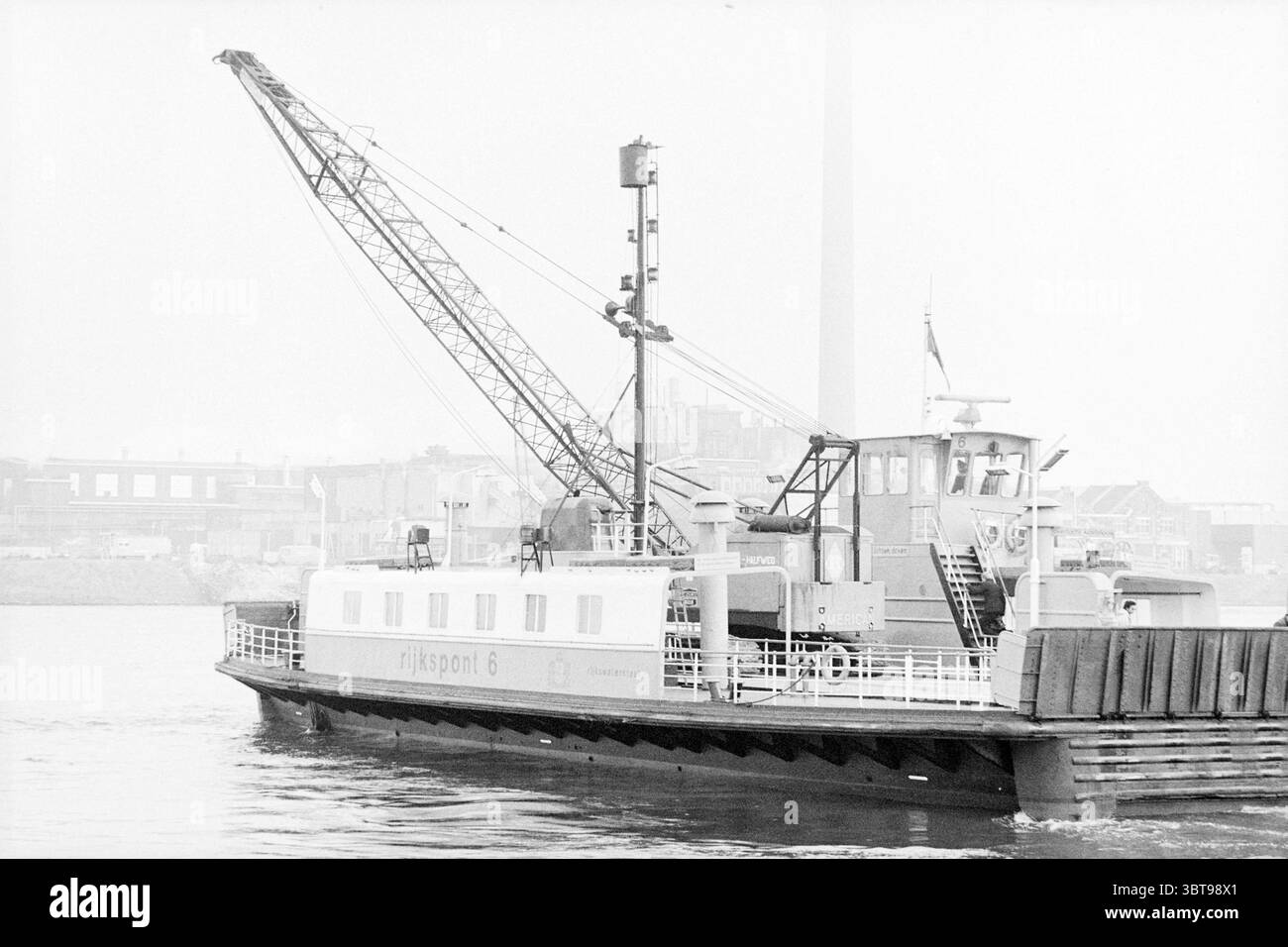 Sleek ferry Black and White Stock Photos & Images - Alamy