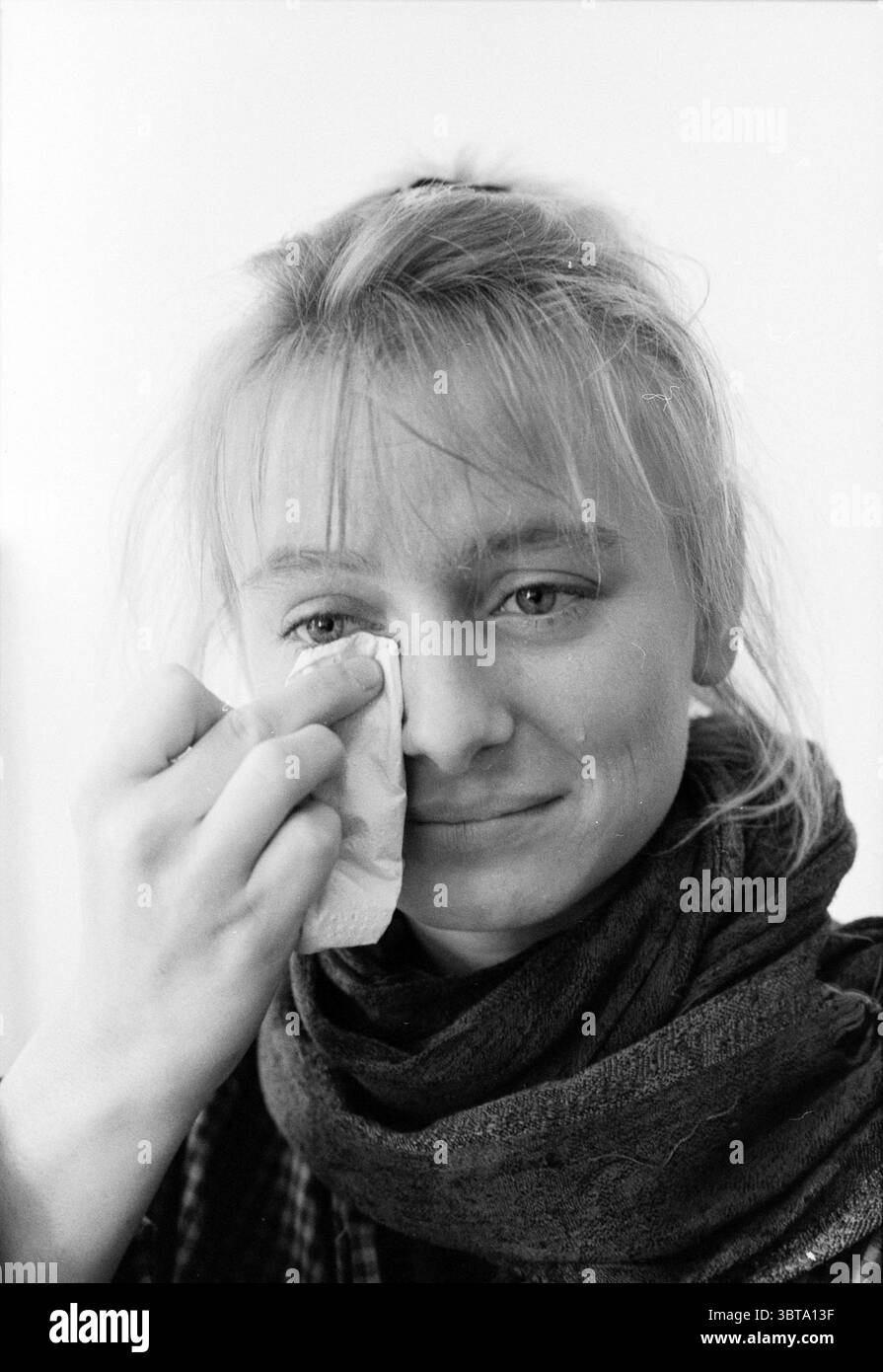 Watching television face woman Black and White Stock Photos & Images ...