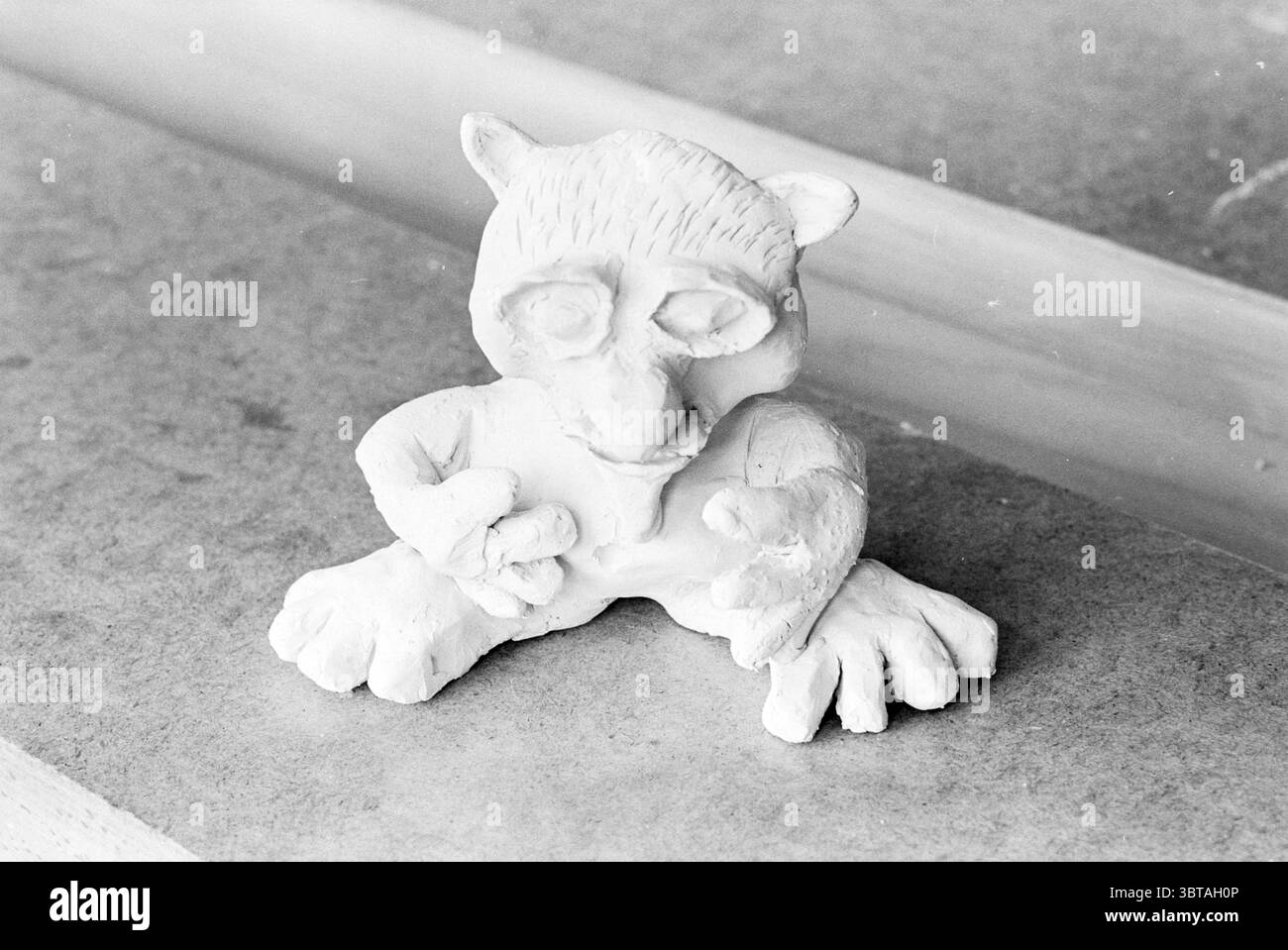 Small Rounded Curios Rounded body compared hi-res stock photography and images - Alamy