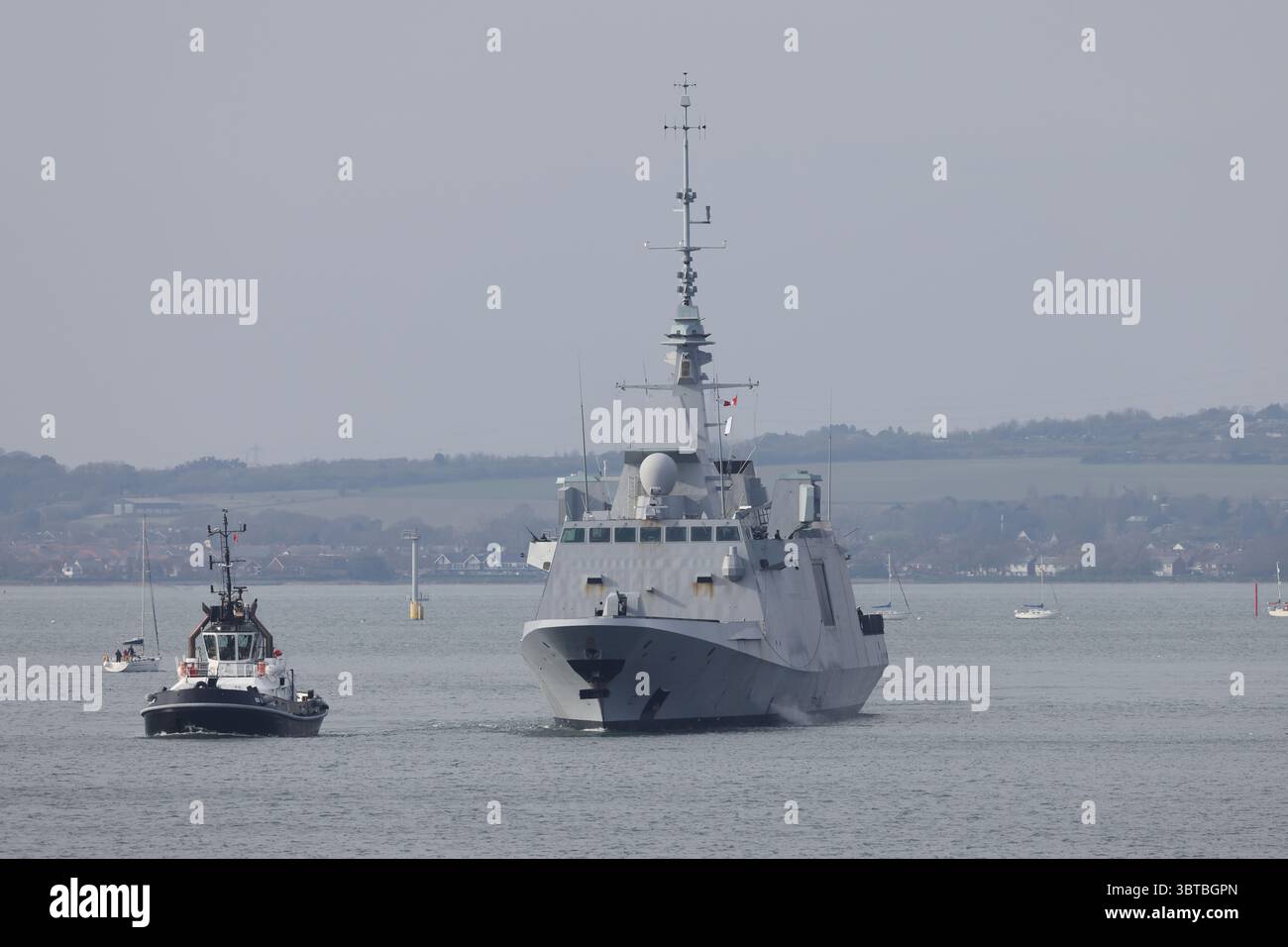 The French navy anti-submarine frigate FS AQUITAINE (D650) prepares to ...