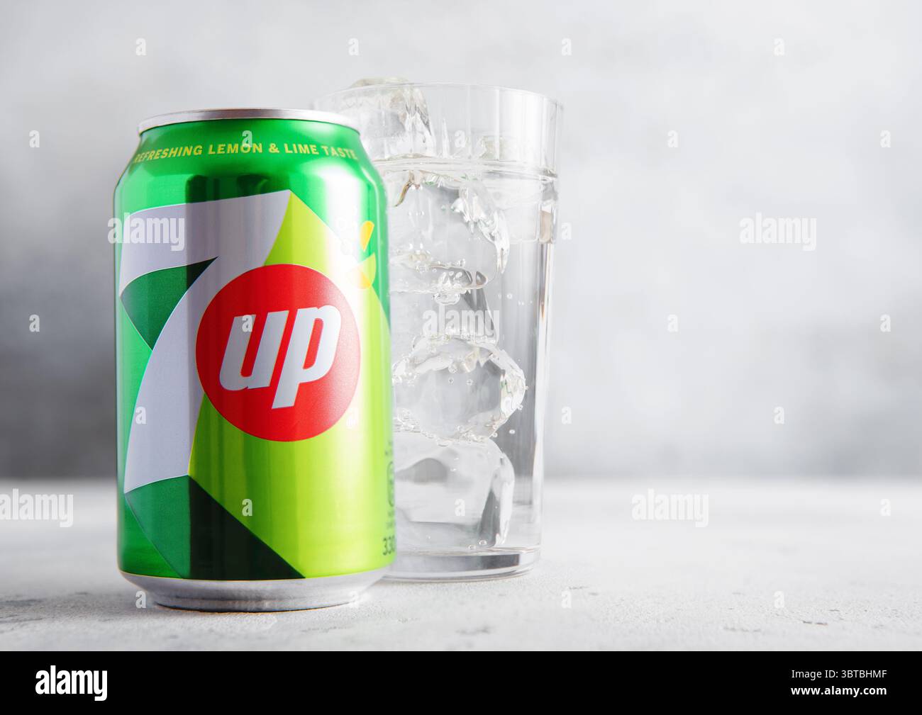 60年代　セブンアップ　ソーダマシーン　看板　ピーターマックス　ライト　アメトイ セブンアップ 7up 】ソーダマシーン ヴィンテージ看板 ピーター