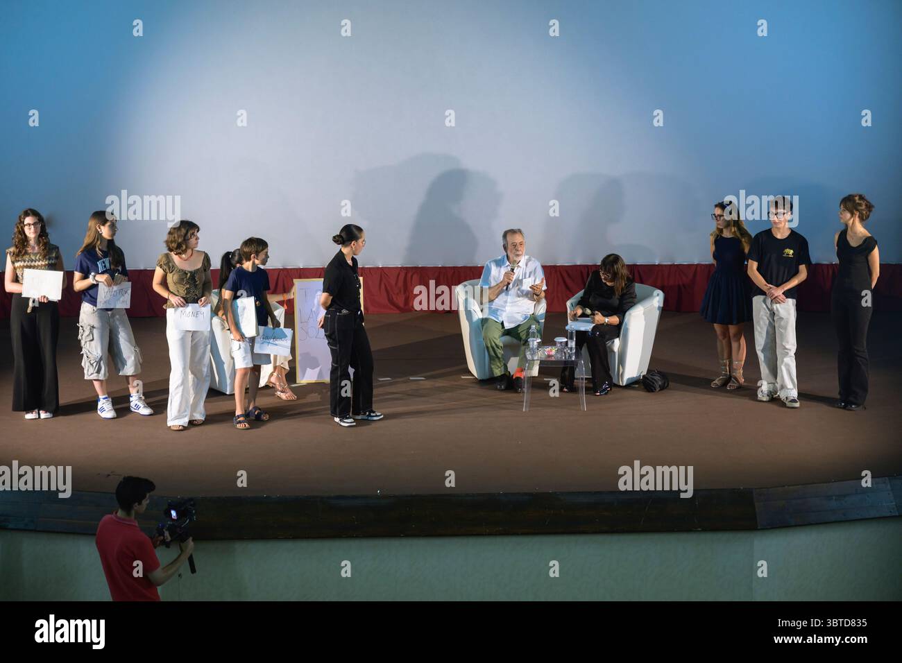 Francis Ford Coppola (C) meets fans during the Magna Graecia Film