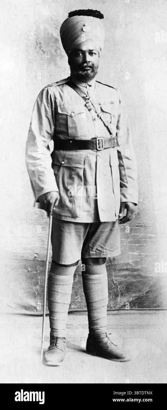 Subedar Major Schuimbar Singh , IOM Rajput Bais . 7th DCO Rajputs . 1914 - 1918 Stock Photo