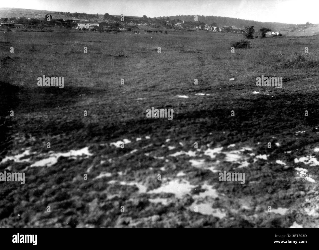 Battlefield views hi-res stock photography and images - Alamy