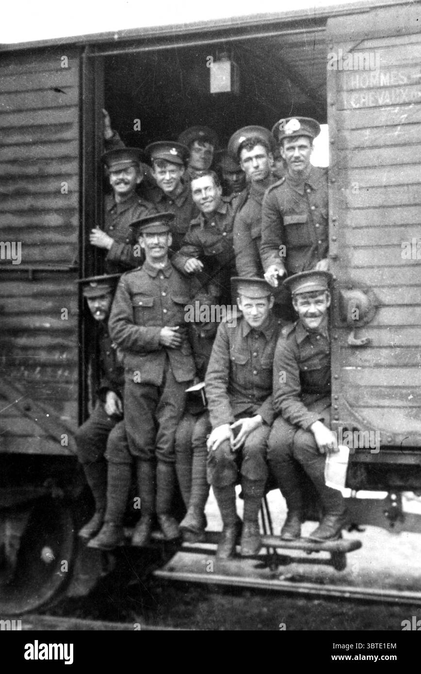 1st world war british soldiers Black and White Stock Photos & Images ...