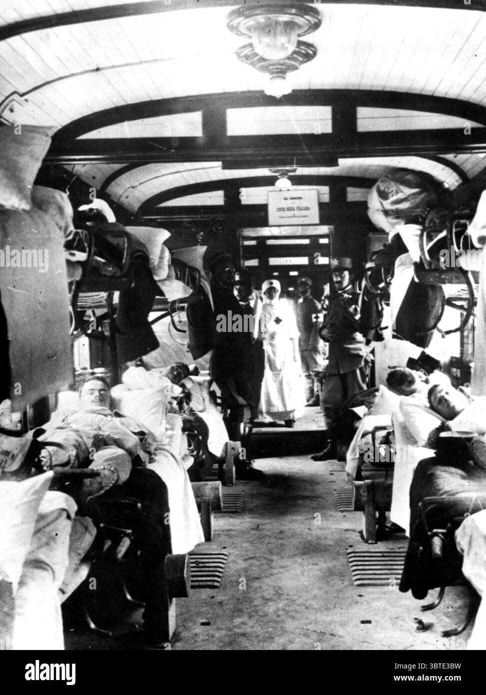 World war 1 hospital front hi-res stock photography and images - Alamy