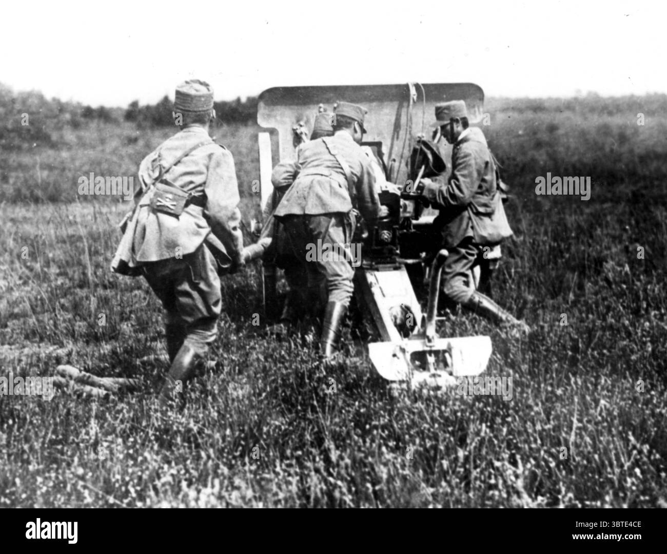 Action in front italian Black and White Stock Photos & Images - Alamy