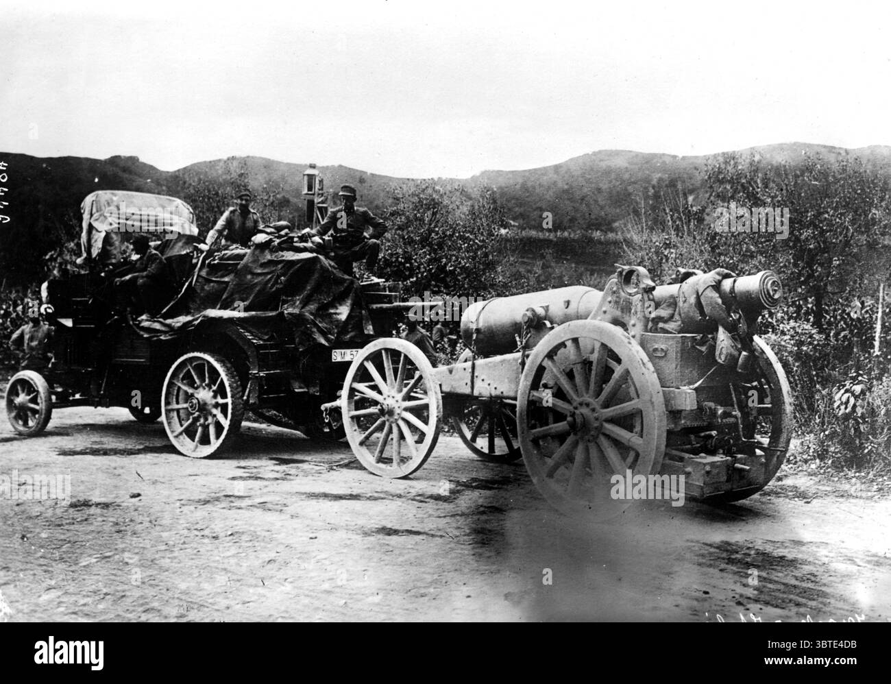 Captured italian gun hi-res stock photography and images - Alamy
