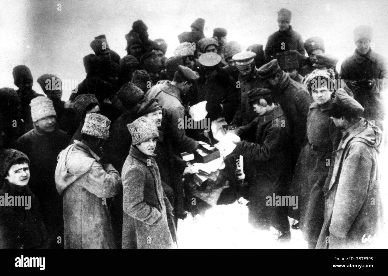 Russian soldiers buying German goods during the truce Stock Photo