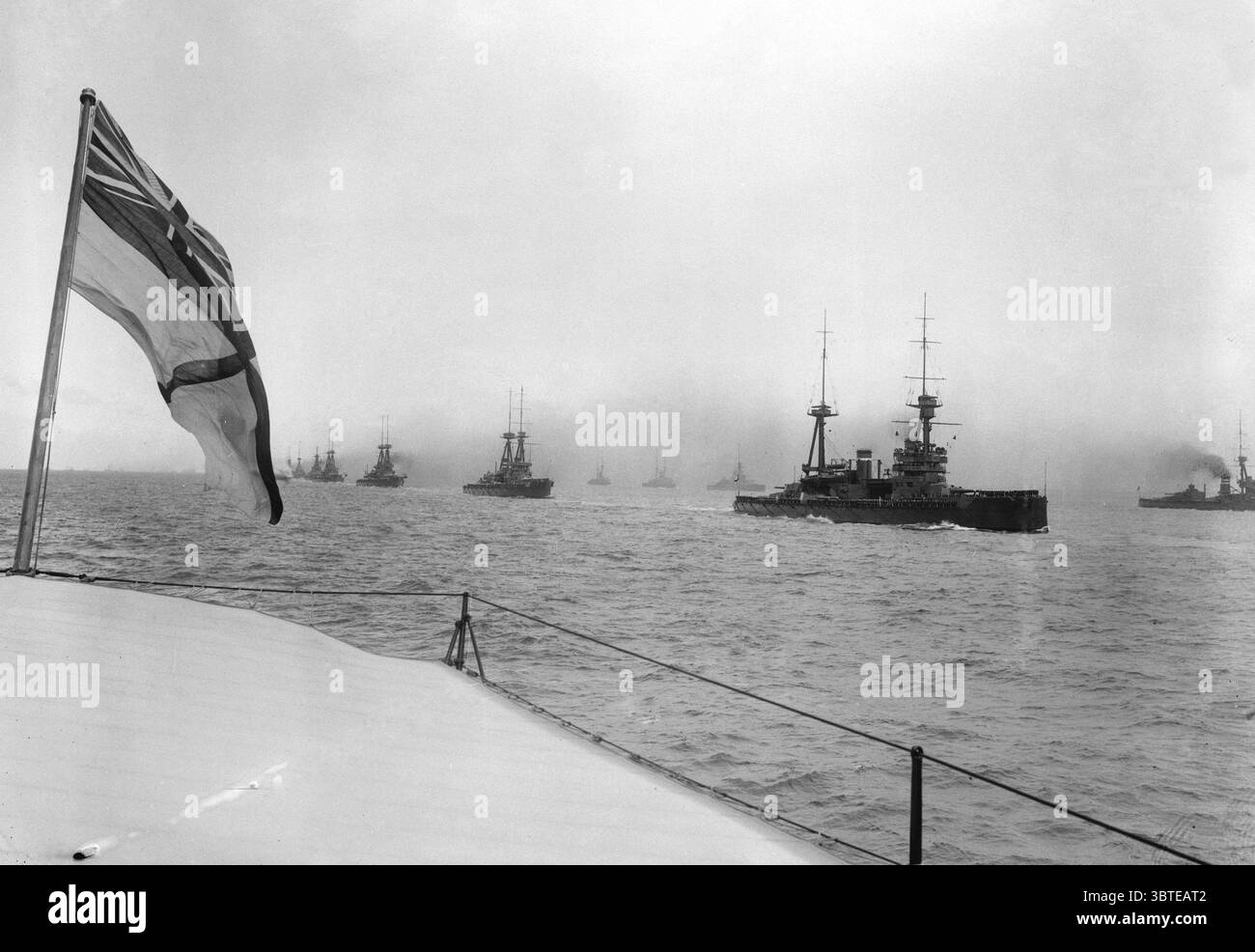 British Royal Navy . HMS Iron Duke - 1st . leading ship and Iron Duke ...