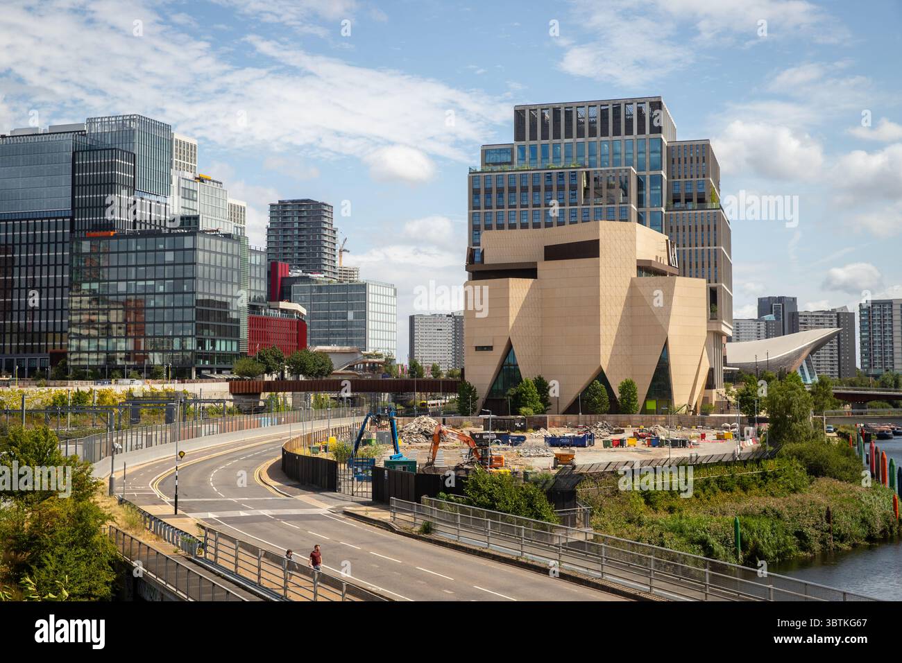 New V&A East building in Stratford Stock Photo - Alamy