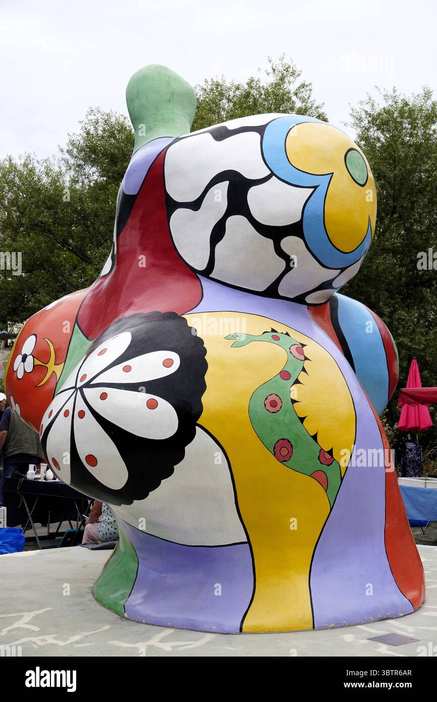 Nanas Niki De Saint Phalle
