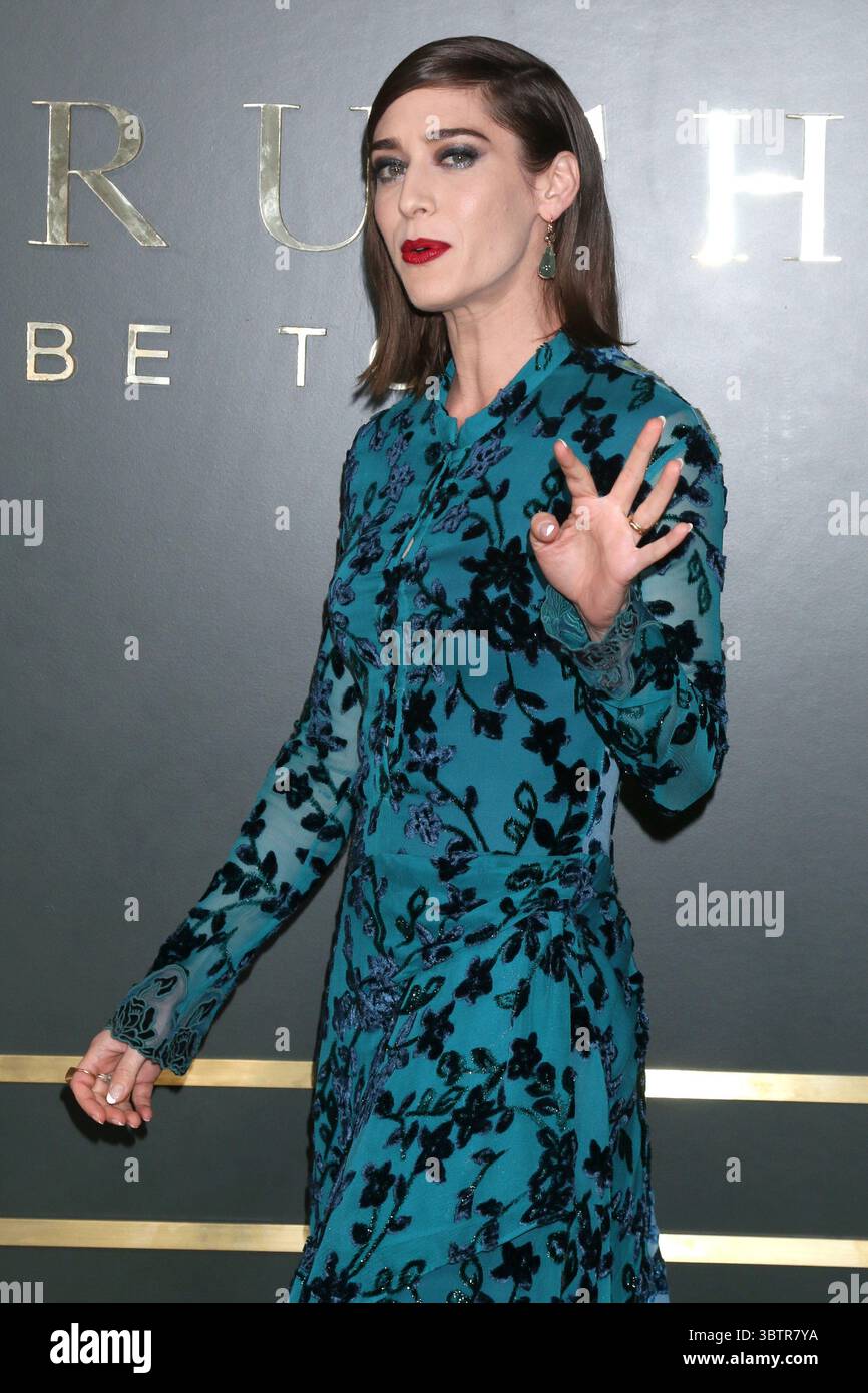 November 11, 2019, Beverly Hills, CA, USA: LOS ANGELES - NOV 11:  Lizzy Caplan at the ''Truth Be Told'' Premiere Screening at Samuel Goldwyn Theater on November 11, 2019 in Beverly Hills, CA  (Credit Image: © Kathy Hutchins via ZUMA Wire) Stock Photo