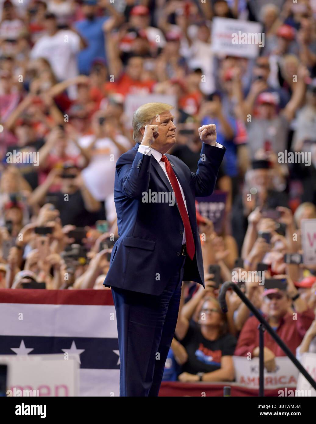 November 26, 2019, Sunrise, Florida, United States Of America: SUNRISE, FLORIDA - NOVEMBER 26: U.S. President Donald Trump speaks during a homecoming campaign rally at the BB&T Center on November 26, 2019 in Sunrise, Florida. President Trump continues to campaign for re-election in the 2020 presidential race....People:  President Donald Trump (Credit Image: © SMG via ZUMA Wire) Stock Photo