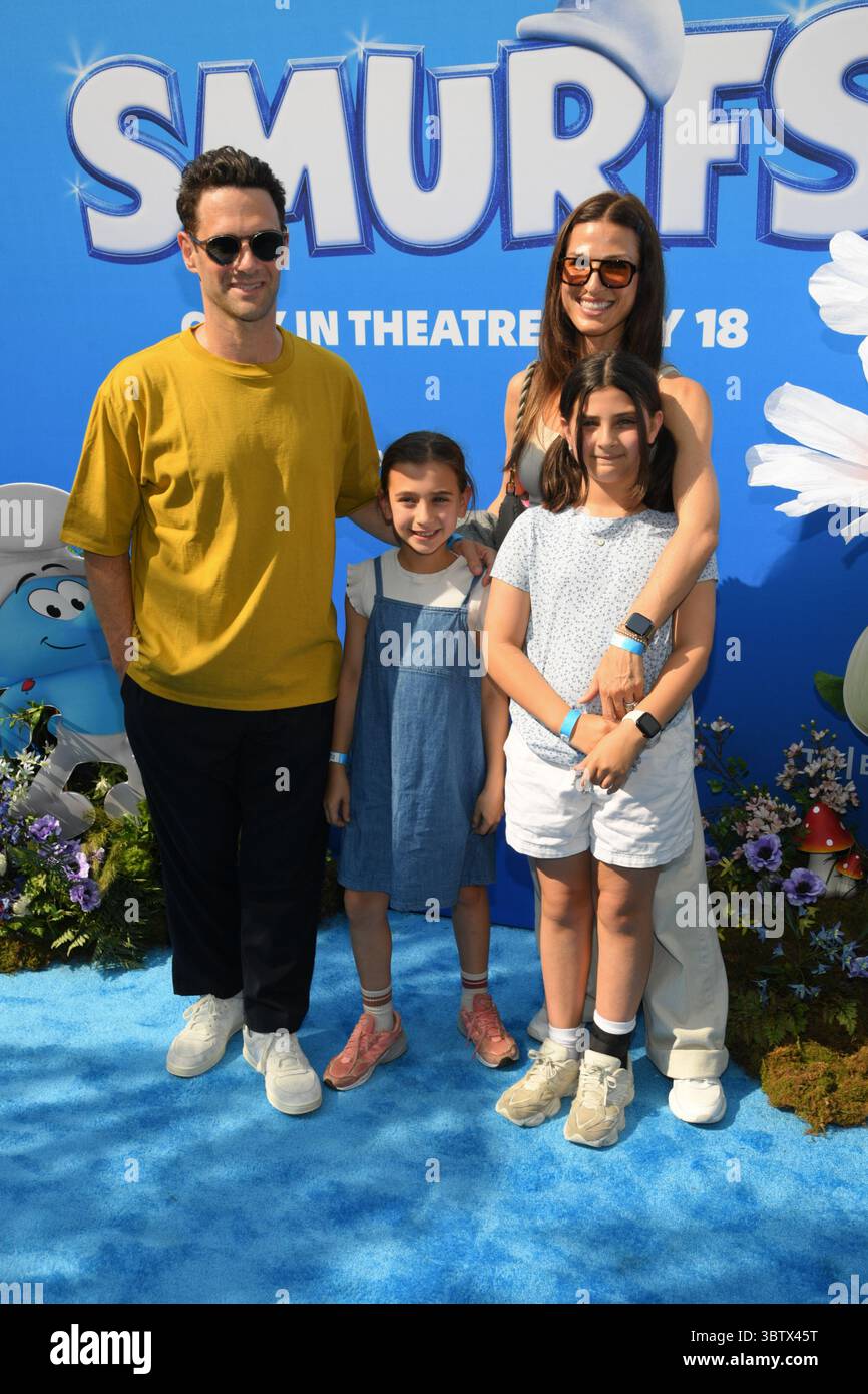 Justin Bartha (L) attends the "Smurfs" special screening at SVA Theater