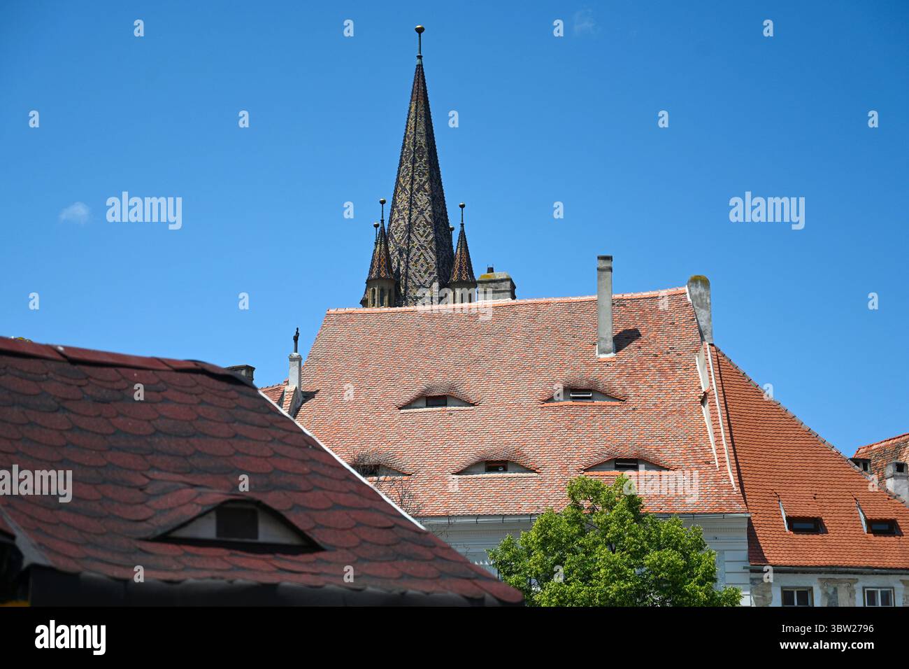 the-eyes-of-sibiu-are-the-iconic-eyebrow-dormers-on-the-roofs-of-sibiu