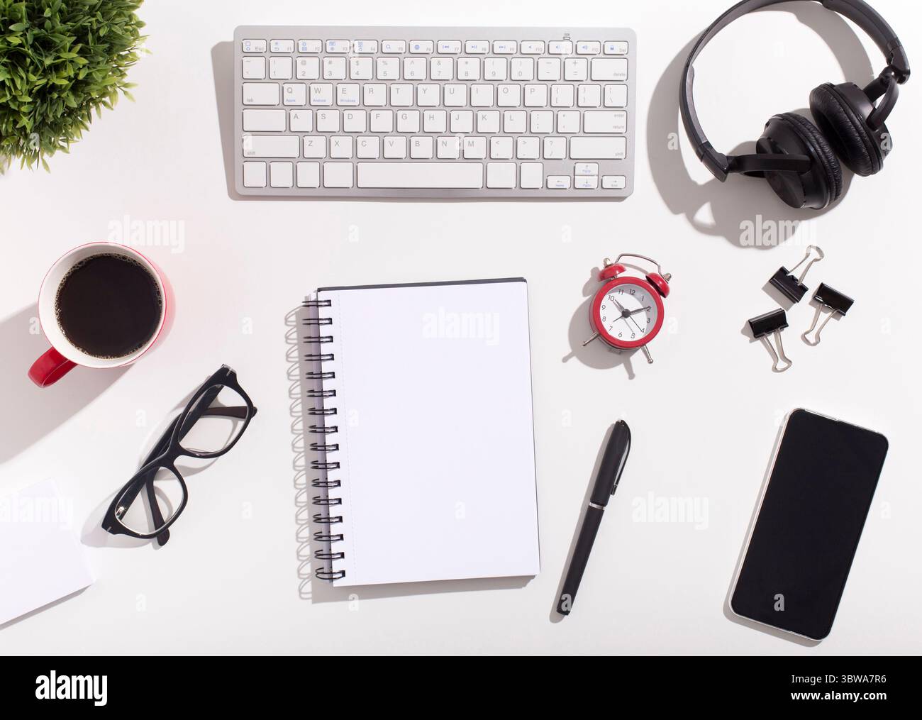 White office desk blank hi-res stock photography and images - Alamy