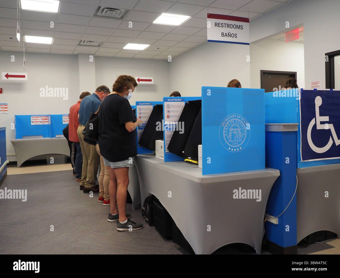 Voting Scanner System Optical scan voting system hi-res stock photography and images - Alamy