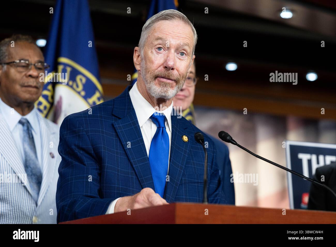 Stephen lynch hi-res stock photography and images - Alamy