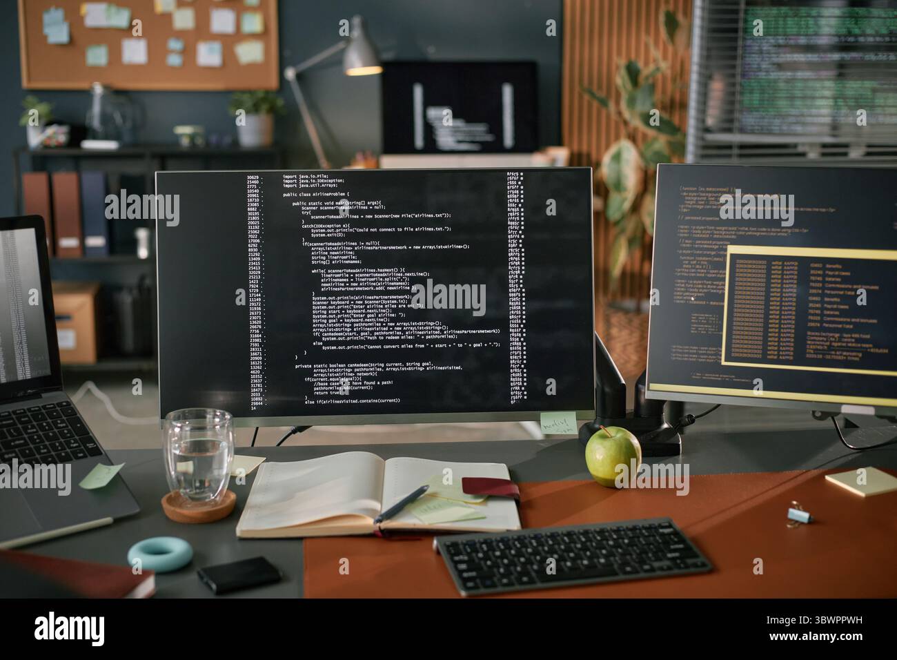Program notes hi-res stock photography and images - Alamy