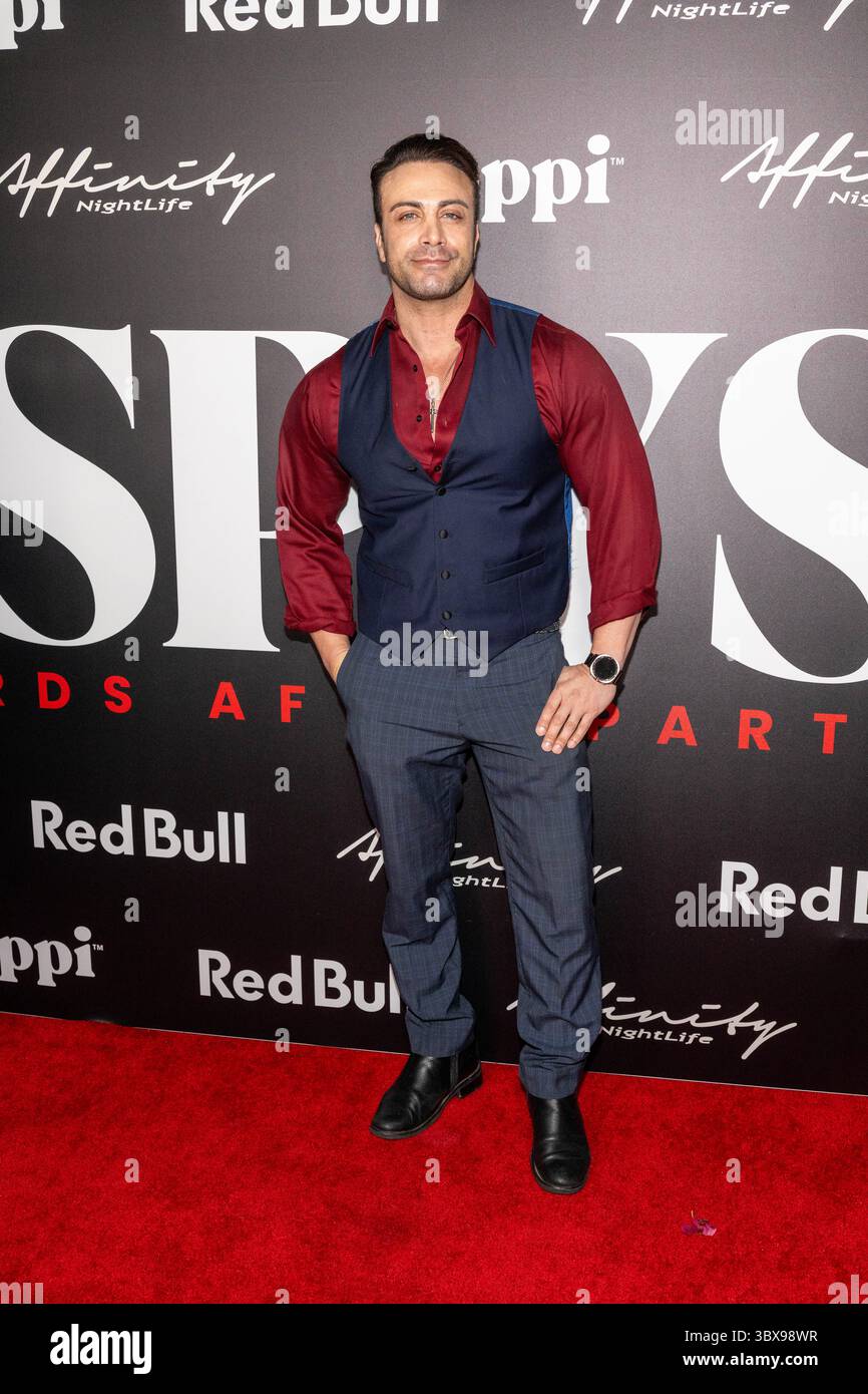 Marty york hi-res stock photography and images - Alamy, image size:866x1390