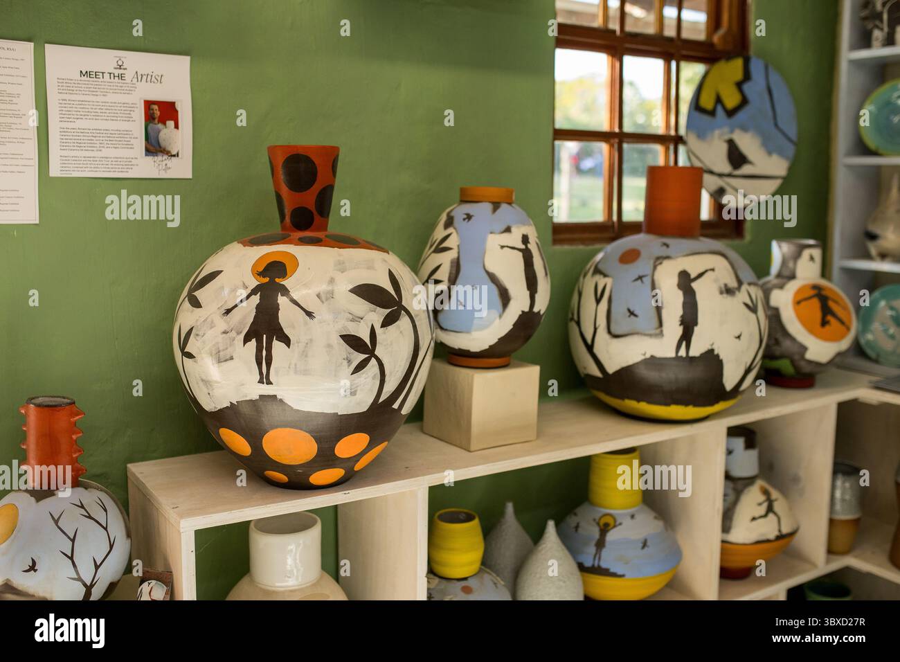 Artist in Ceramics and Pottery Studio working Stock Photo - Alamy