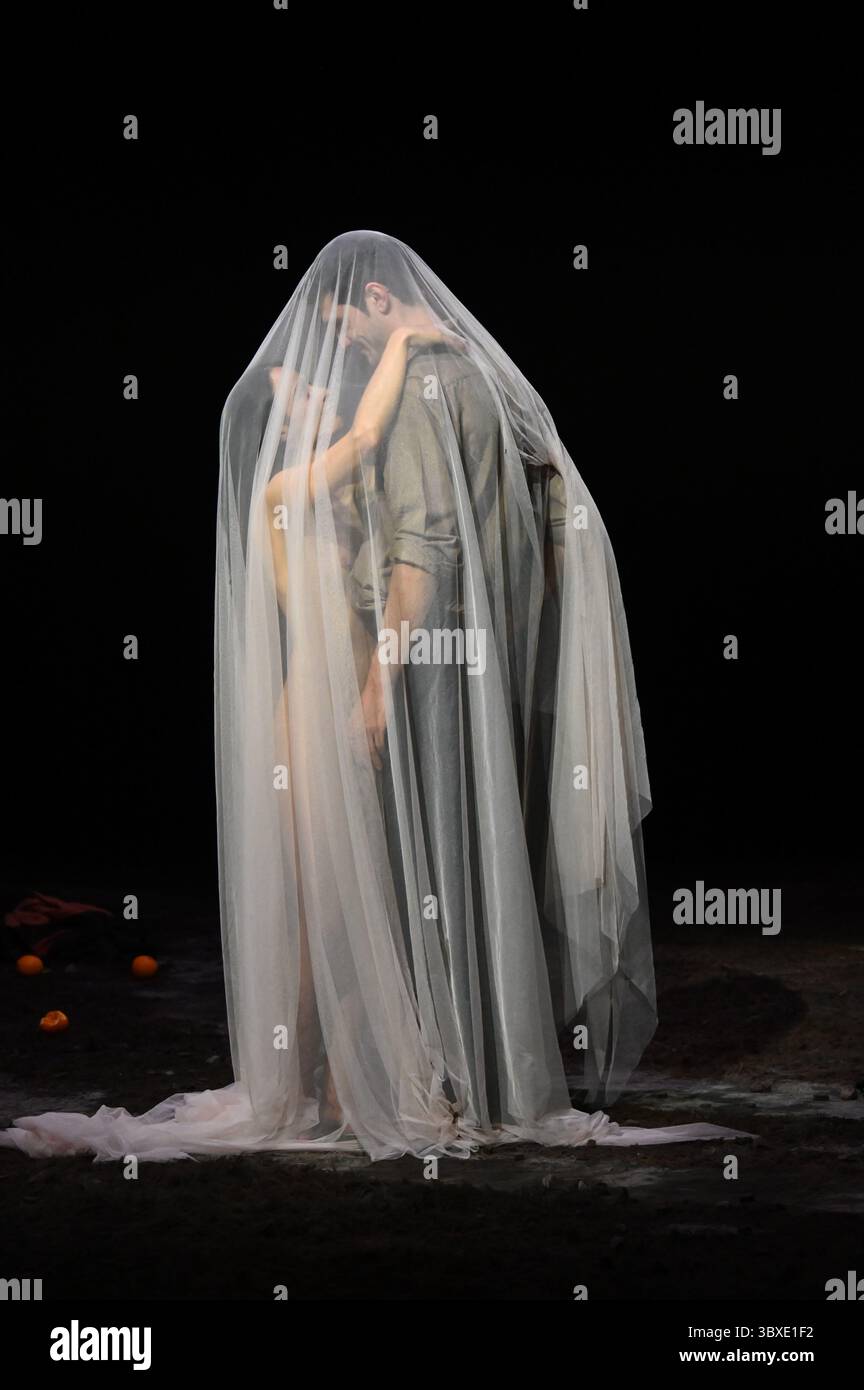 The Festival d'Avignon 'IN', 2025 'Mami', play by Mario Banushi, at the Gymnase du Lycée Aubanel, 13 July 2025    With Vasiliki Driva, Dimitris Lagos, Eftychia Stefanou, Angeliki Stellatou, Fotis Stratigos, Panagiota Yiagli credit:Jacky Godard/Photo12 Stock Photo