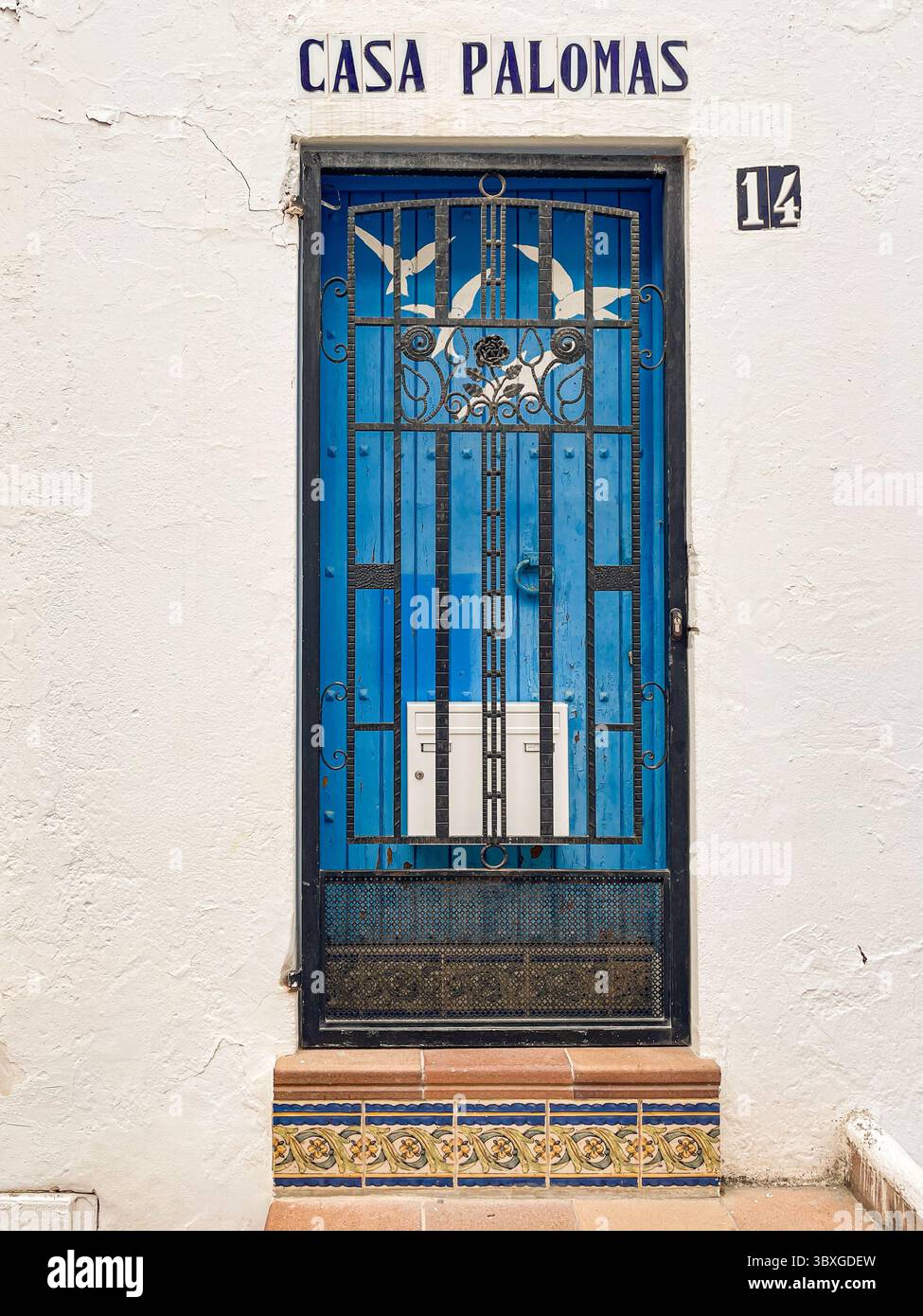 Tranquil cobbled streets and whitewashed buildings in the historic Dalt Vila, Ibiza, Balearic Islands, Spain: Phillip Roberts - Smartphone Captured Stock Image