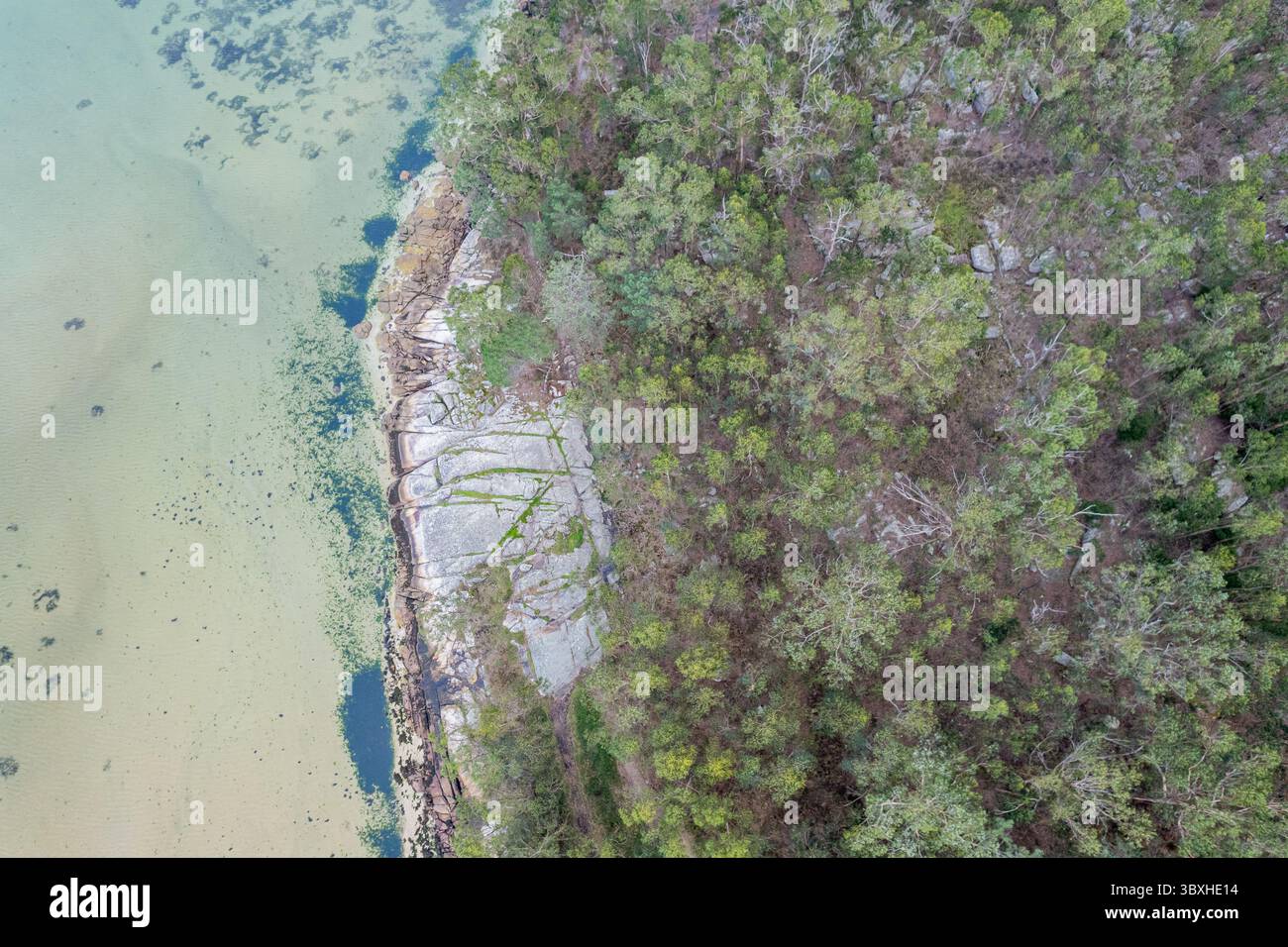 Meeting of land and sea hi-res stock photography and images - Alamy