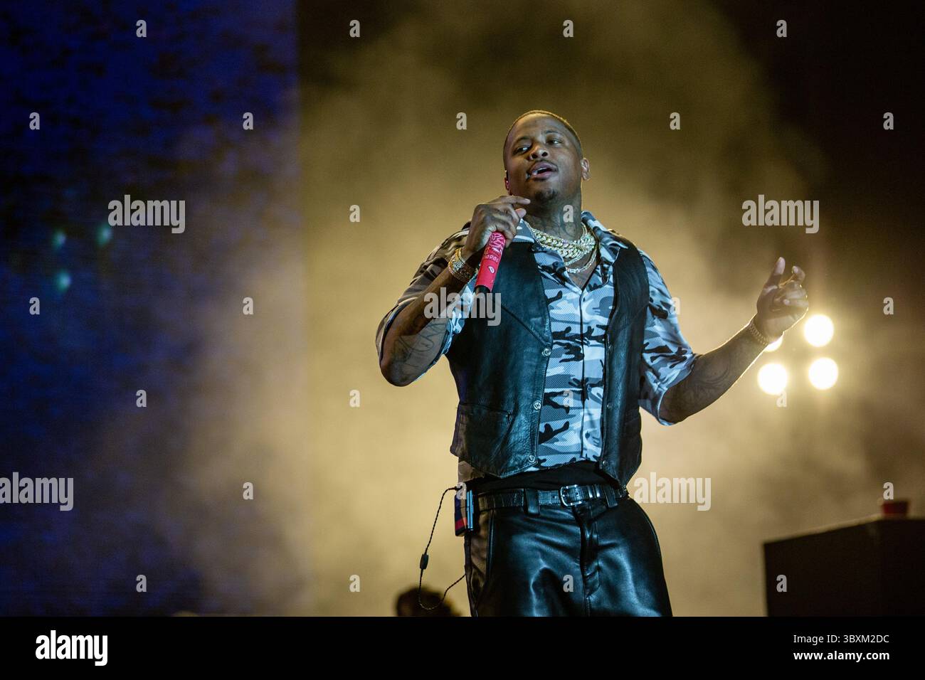 Yg rapper hi-res stock photography and images - Page 3 - Alamy