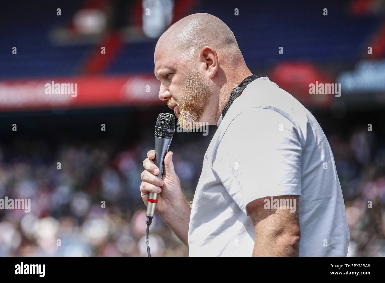 Dimitri Metgod becomes new Feyenoord stadium announcer at De Kuip