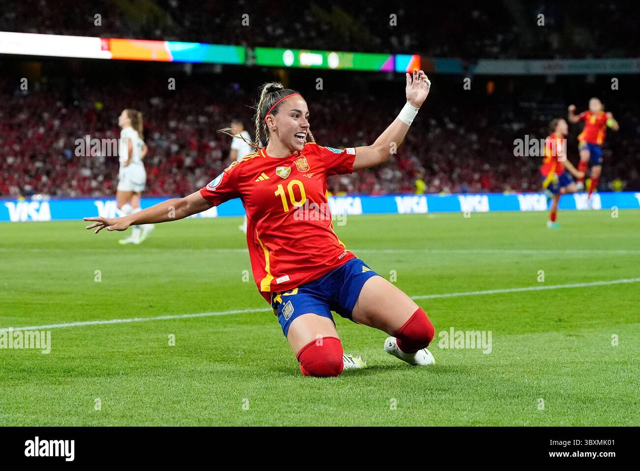 Spain s Athenea Del Castillo Celebrates Scoring Their Side s First Goal spain-s-athenea-del-castillo-celebrates-scoring-their-side-s-first-goal