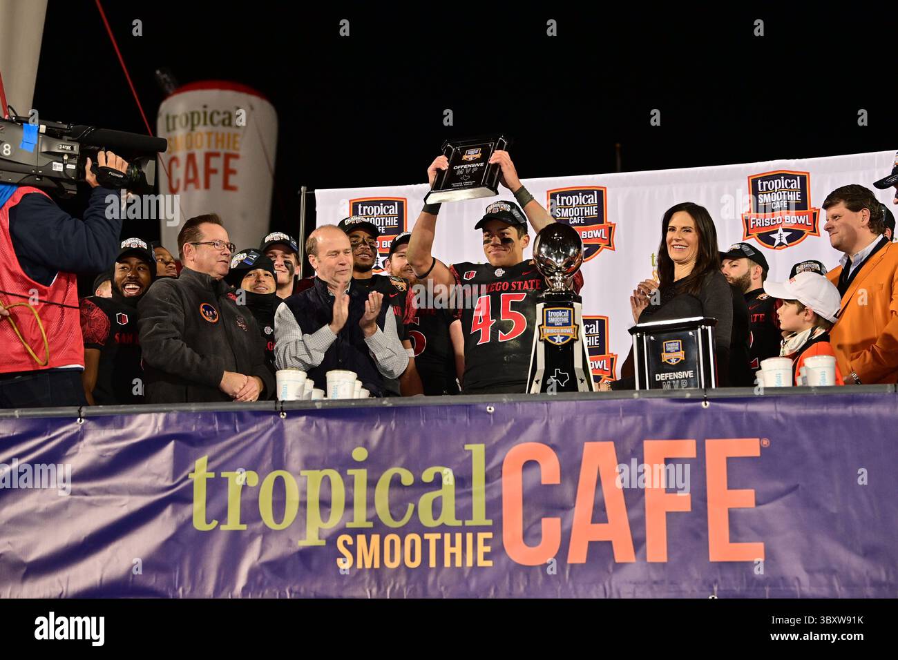December 21st, 2021:.San Diego State Aztecs wide receiver Jesse Matthews (45) is the Offense MVP after the game between the UTSA Roadrunners and the San Diego State Aztecs at the 2021 Frisco Smoothie Bowl game at Toyota Stadium in Frisco, Texas, December 21st, 2021..Manny Flores/CSM Stock Photo