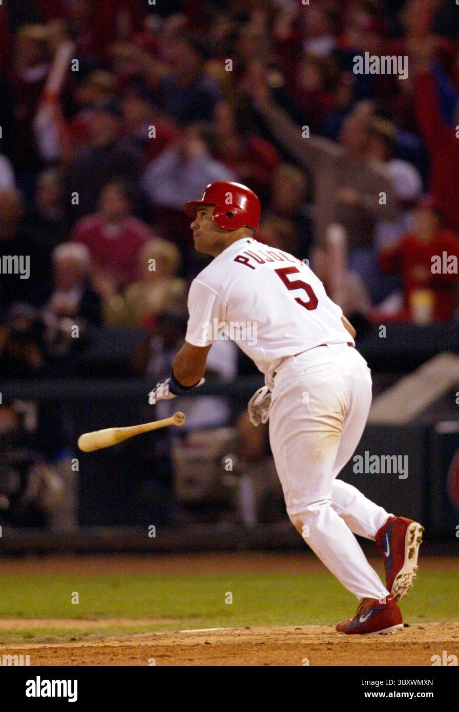 Albert pujols 2002 hi-res stock photography and images - Alamy, image size:896x1390