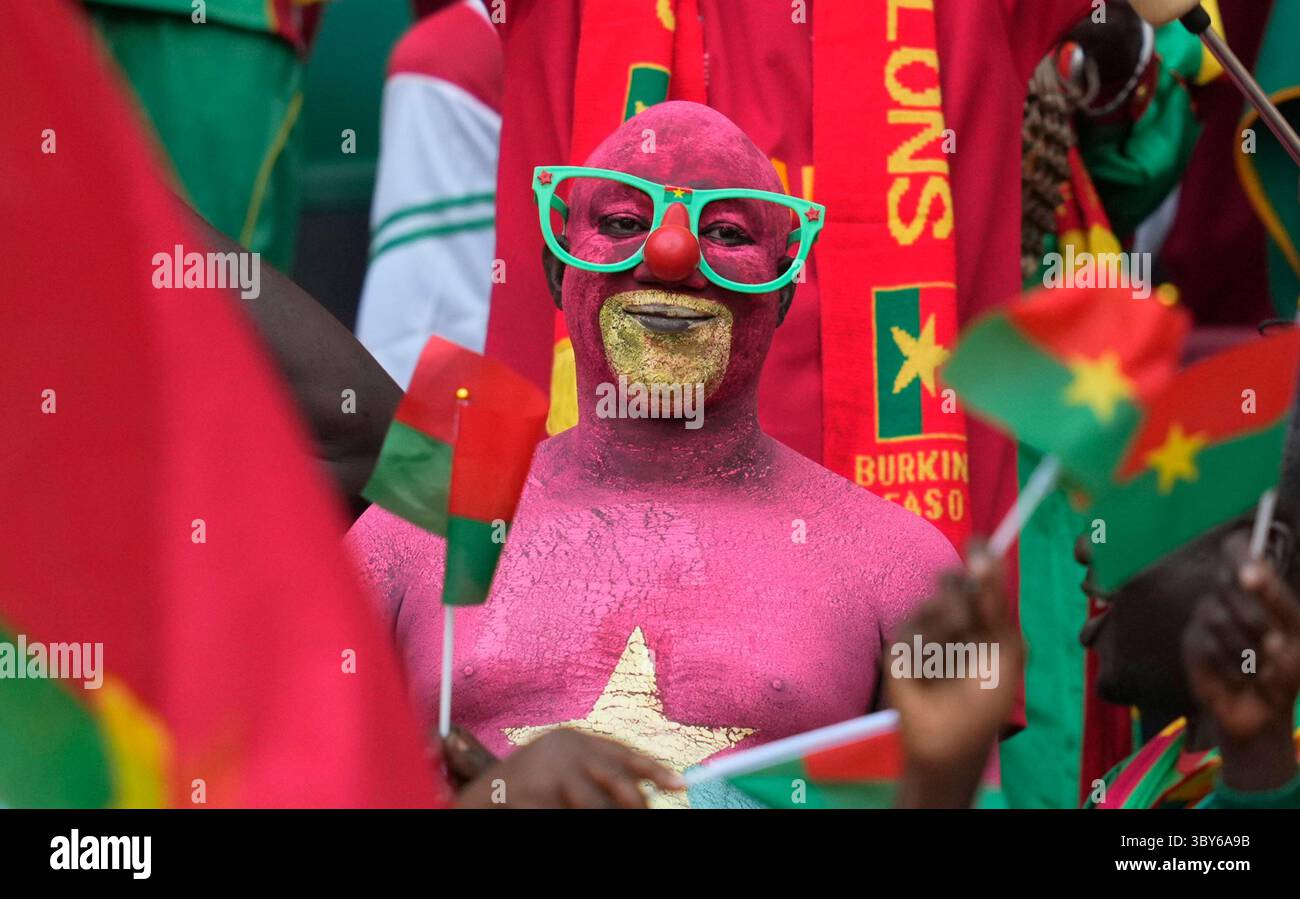 YaoundÃ©, Cameroon, January, 9, 2022: Fans during Cameroon v Burkina Faso- Africa Cup of Nations at Paul Biya Stadium. Kim Price/CSM.(Credit Image: &copy; Ulrik Pedersen/CSM via ZUMA Wire) Stock Photo