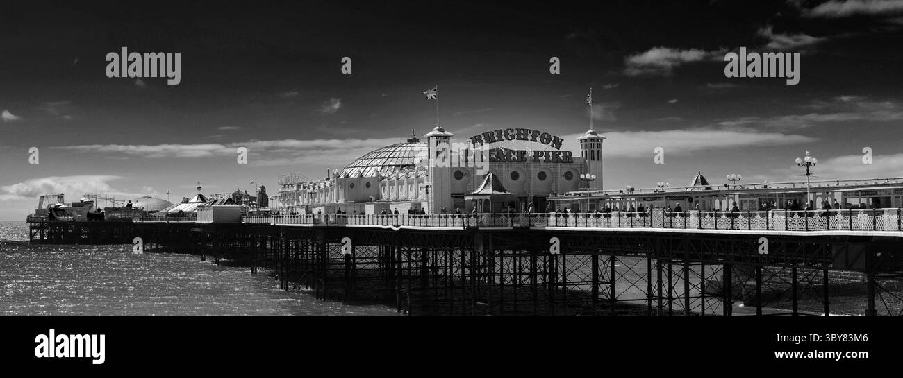 Visit brighton pier Black and White Stock Photos & Images - Alamy