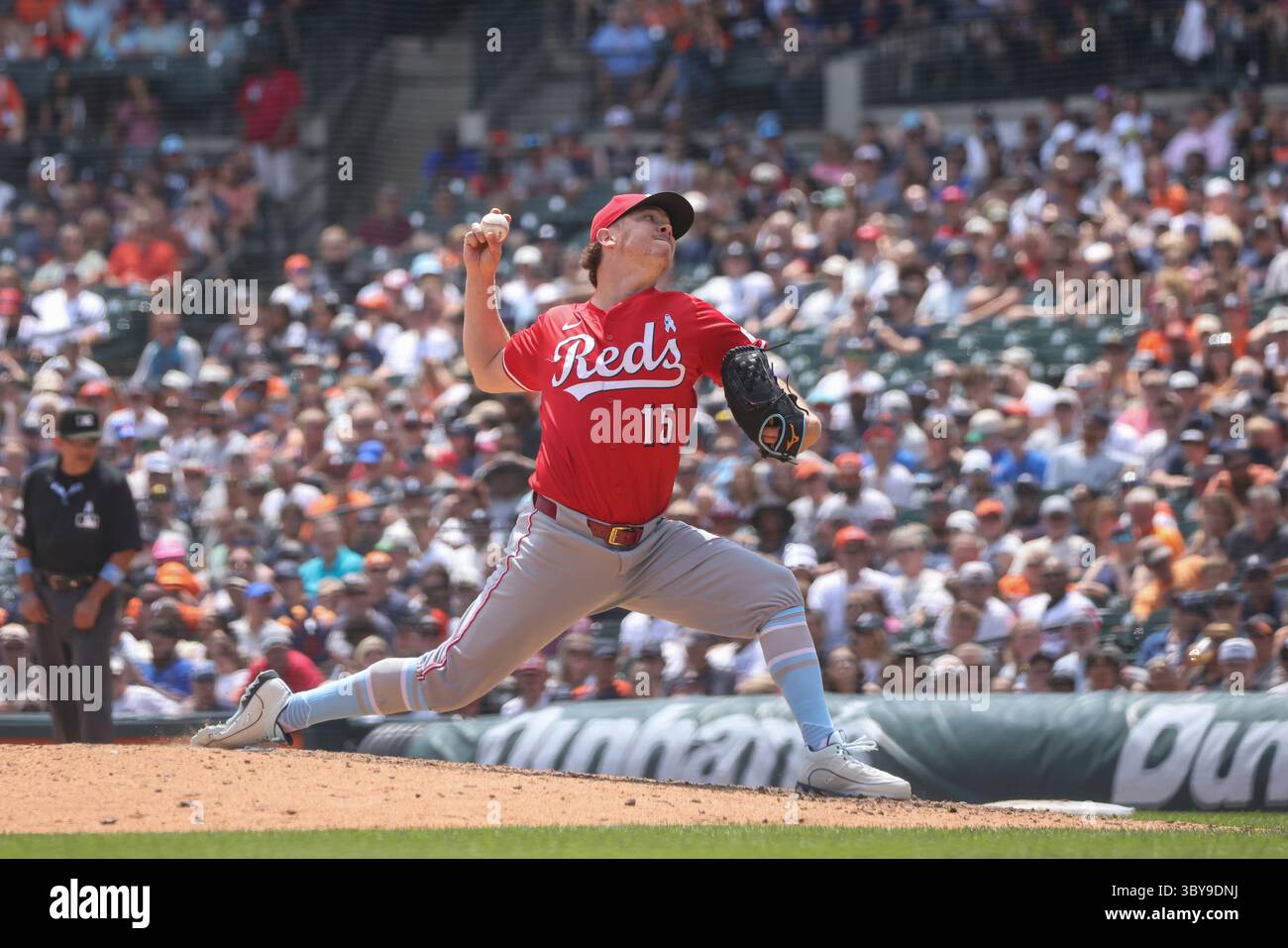 DETROIT, MI - JUNE 15: Cincinnati Reds relief pitcher Emilio Pagan (15 ...