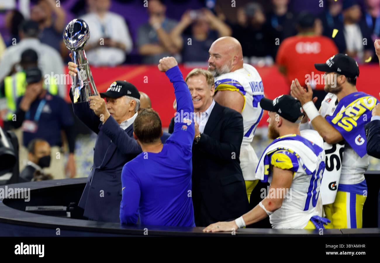 Stan kroenke super bowl trophy hi-res stock photography and images - Alamy