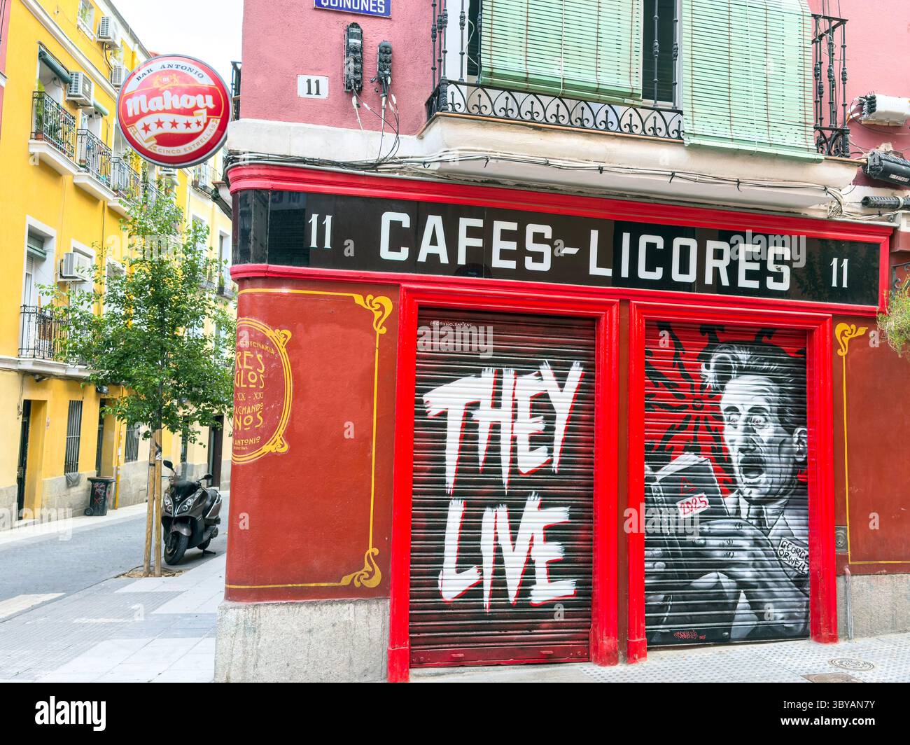 Bar Antonio, C. de Quiñones, 11, Centro, Madrid, Spain - Smartphone Captured Stock Image