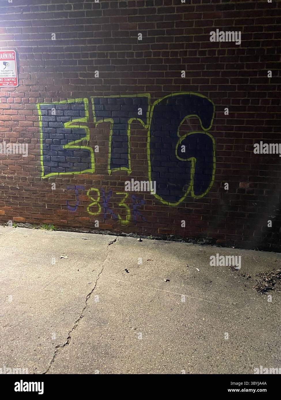 W7M ScoreGang graffiti. Crip set known for street-level disputes, petty crime, and extensive graffiti tagging in Detroit's Five Points neighborhood. - Smartphone Captured Stock Image