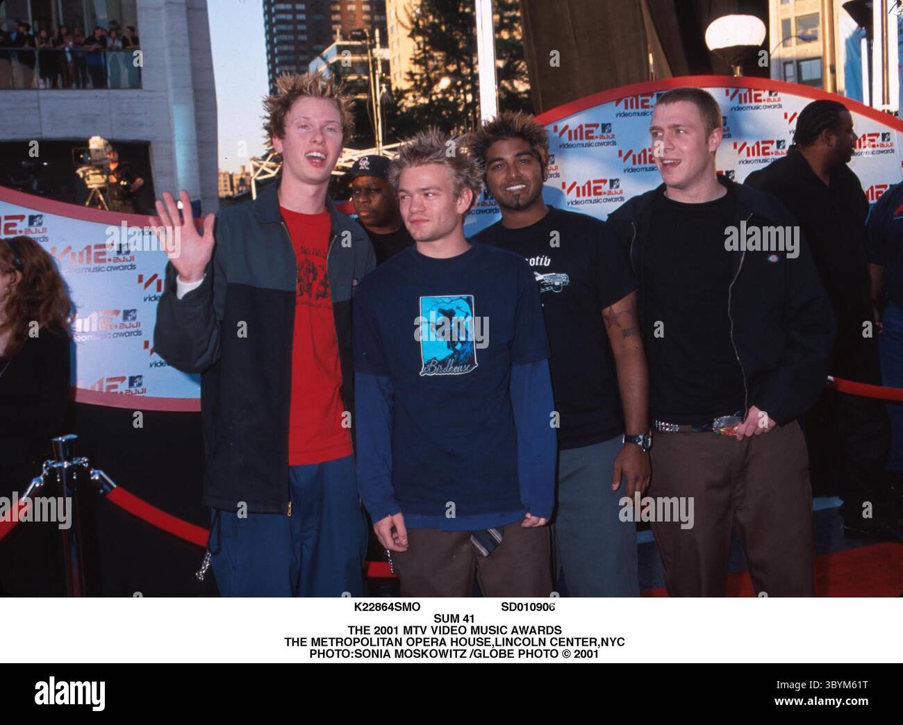 Sum 41 2001 hi-res stock photography and images - Alamy