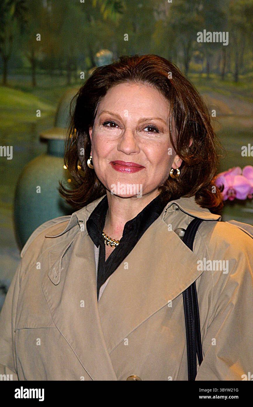 Jan. 1, 2011 -5/14/02.THE 'WB' UPFRONT EVENT FOR THE 2002-03 SEASON AT THE SHERATON HOTEL, NYC..KELLY BISHOP. (Credit Image: © John Barrett/ZUMA Press Wire) Stock Photo