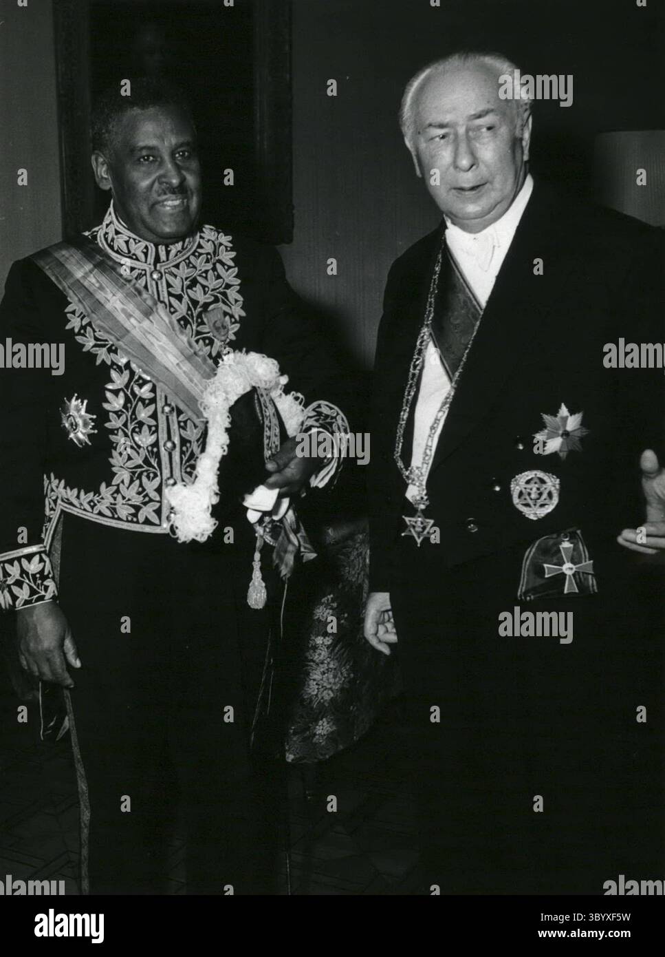 Dec. 09, 1965 - German President Prof. Theodor Heuss to receive in Bonn the news Abyssinian Ambassador Blatta Ephrem Tewelde - Mehden, tho the delivery form credentials.  (Credit Image: © Keystone Press Agency/ZUMA Press Wire) Stock Photo