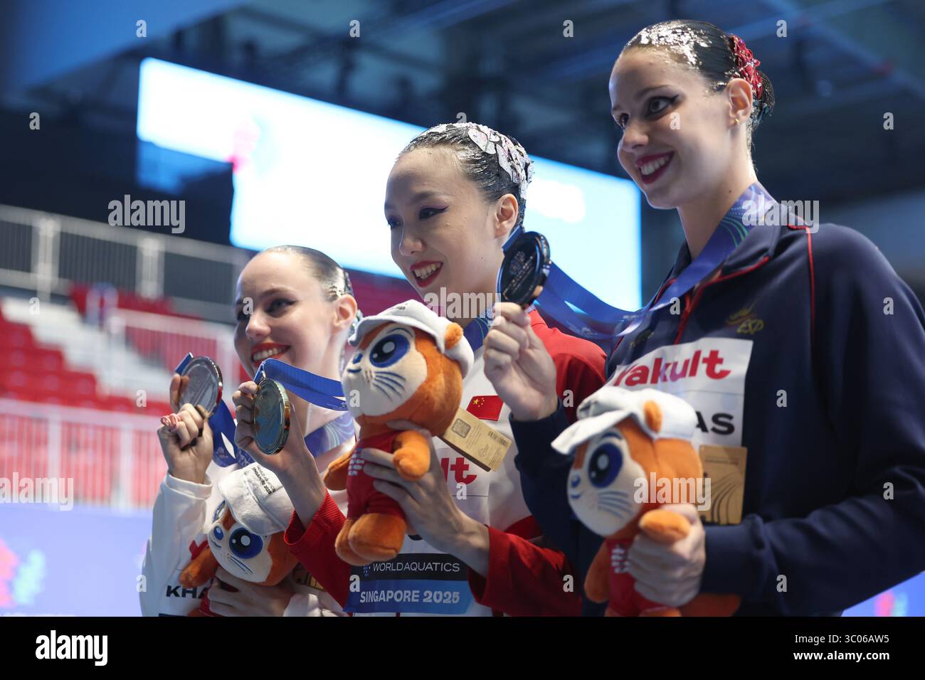Xu Huiyan (M) of China claims gold in women’s solo tech of Synchronized ...